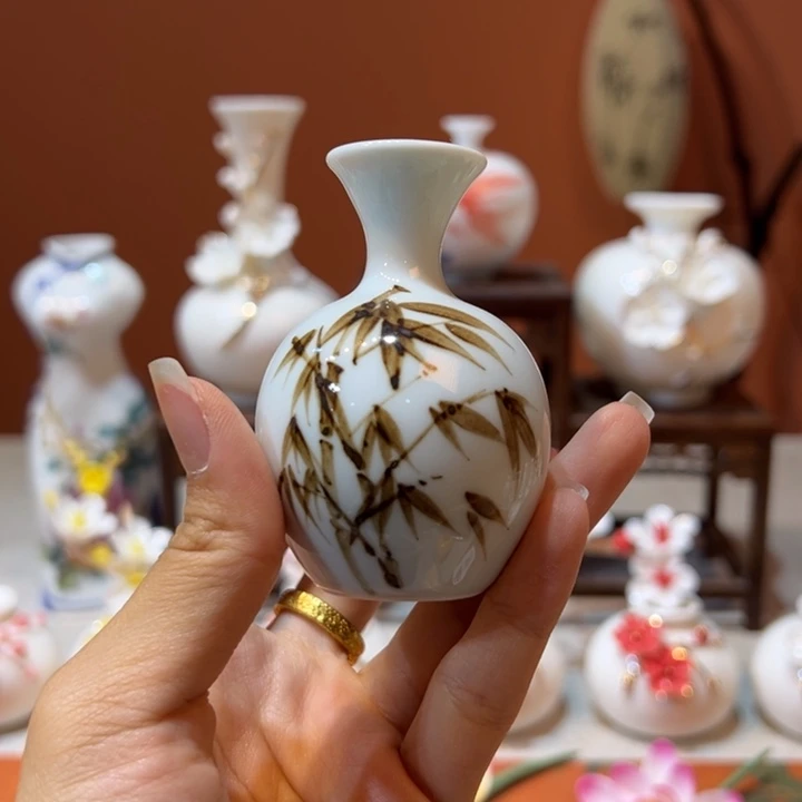 景德镇陶瓷手工精致陶瓷摆件