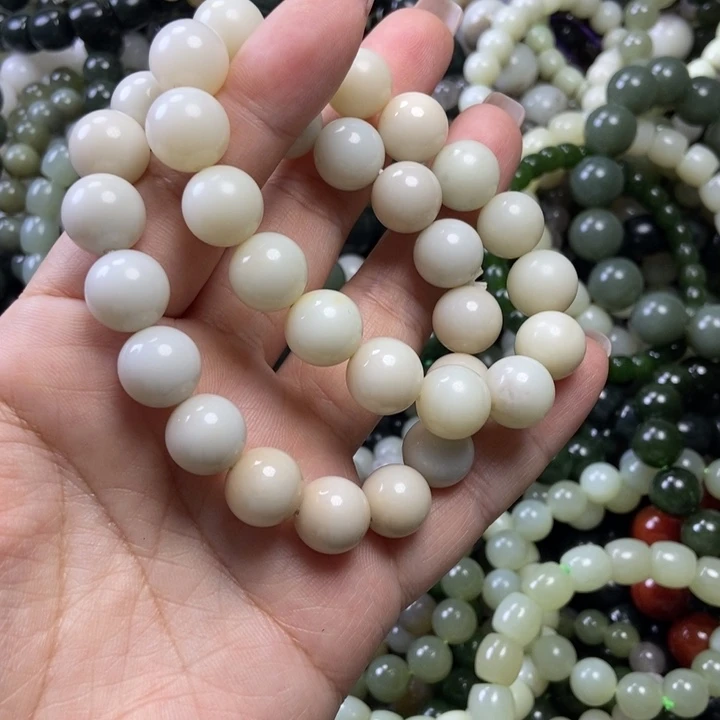 未镶嵌手链和田玉卡12