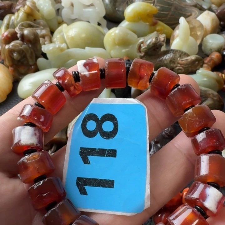 陈***陈玛瑙/玉髓未镶嵌颈饰