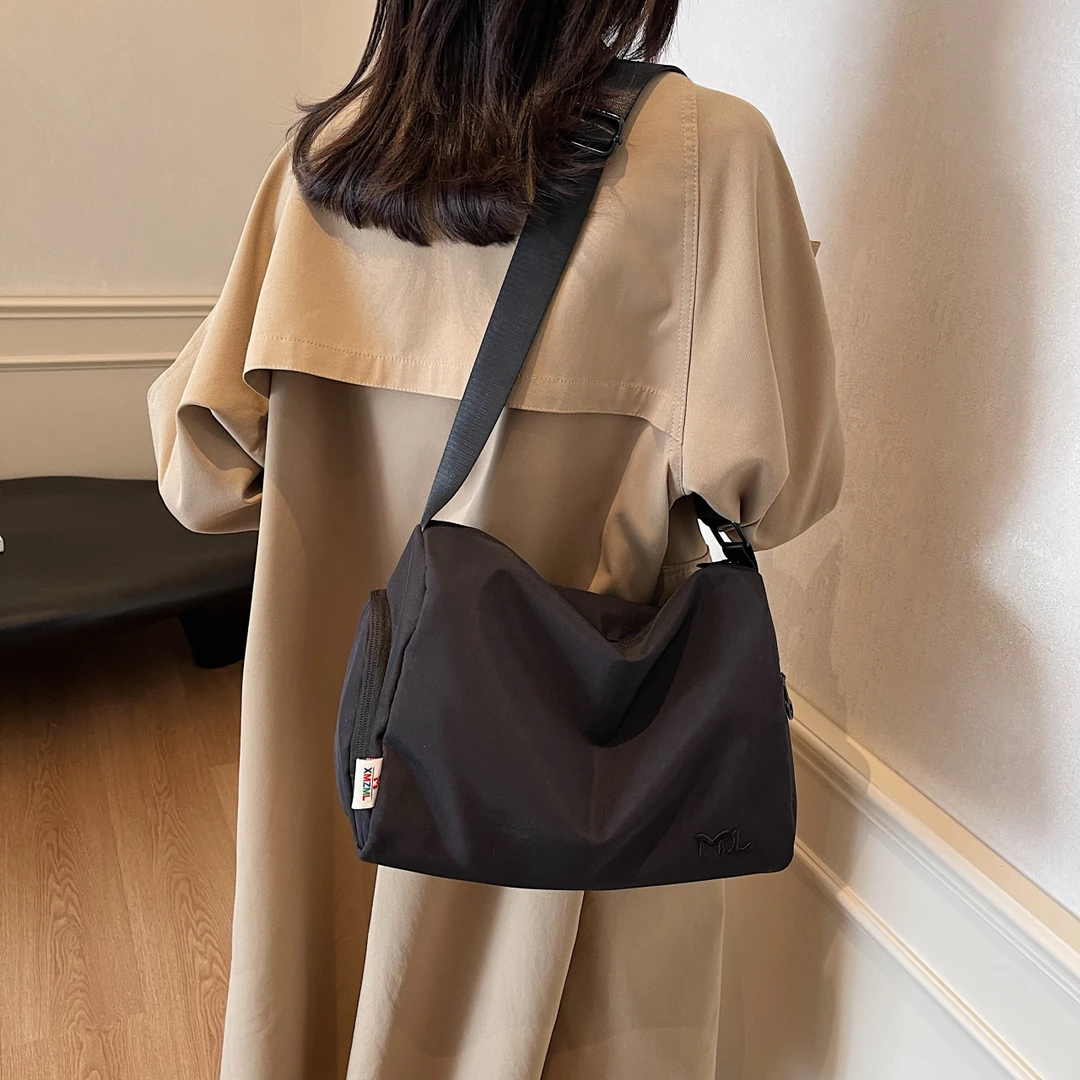 【男女同款】百搭时尚休闲日常出门便携多功能收纳旅行包单肩斜挎包