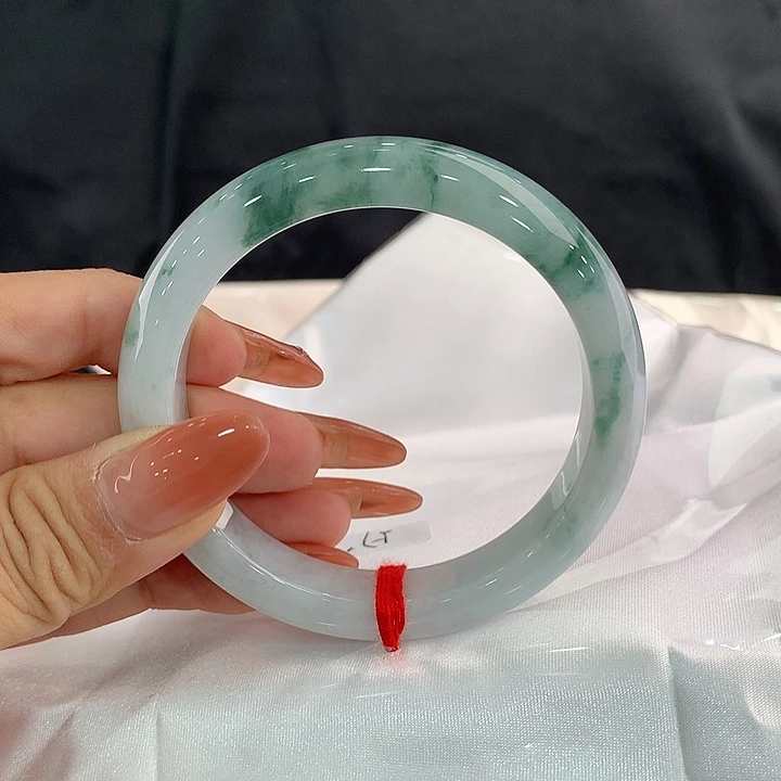 翡翠手镯未镶嵌正57.2