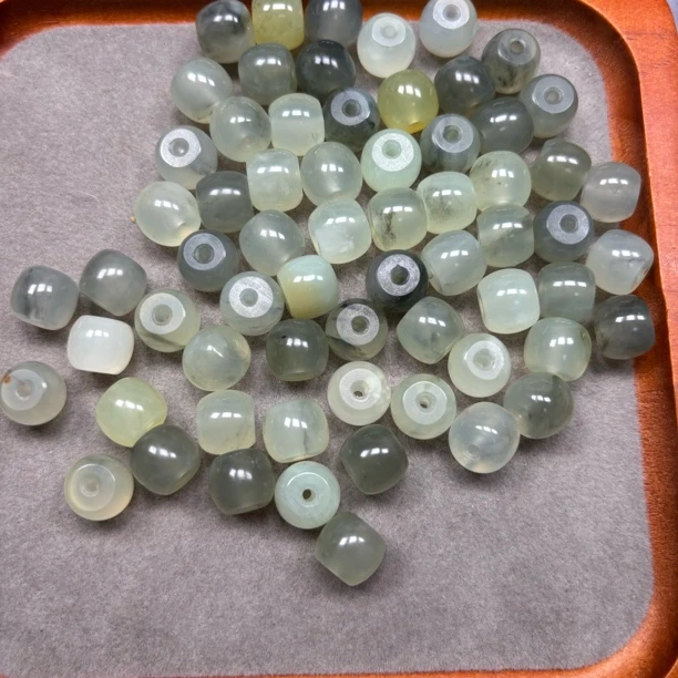 纯天然岫玉卡十尺寸老型珠随机发19.9三个