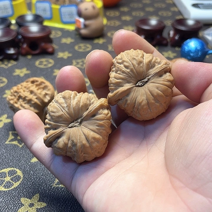 飞***姐文玩核桃吊坠南瓜