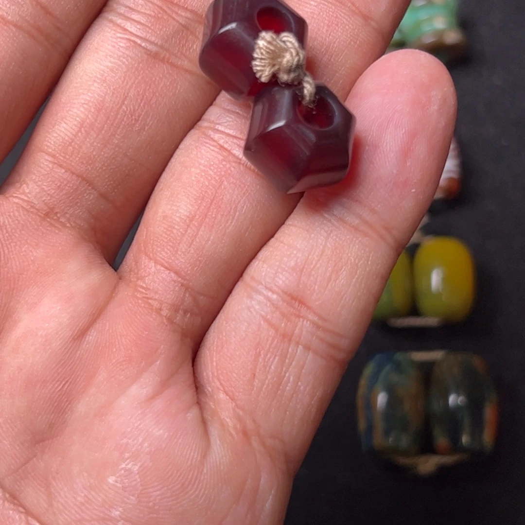 姑***月玛瑙/玉髓未镶嵌配饰