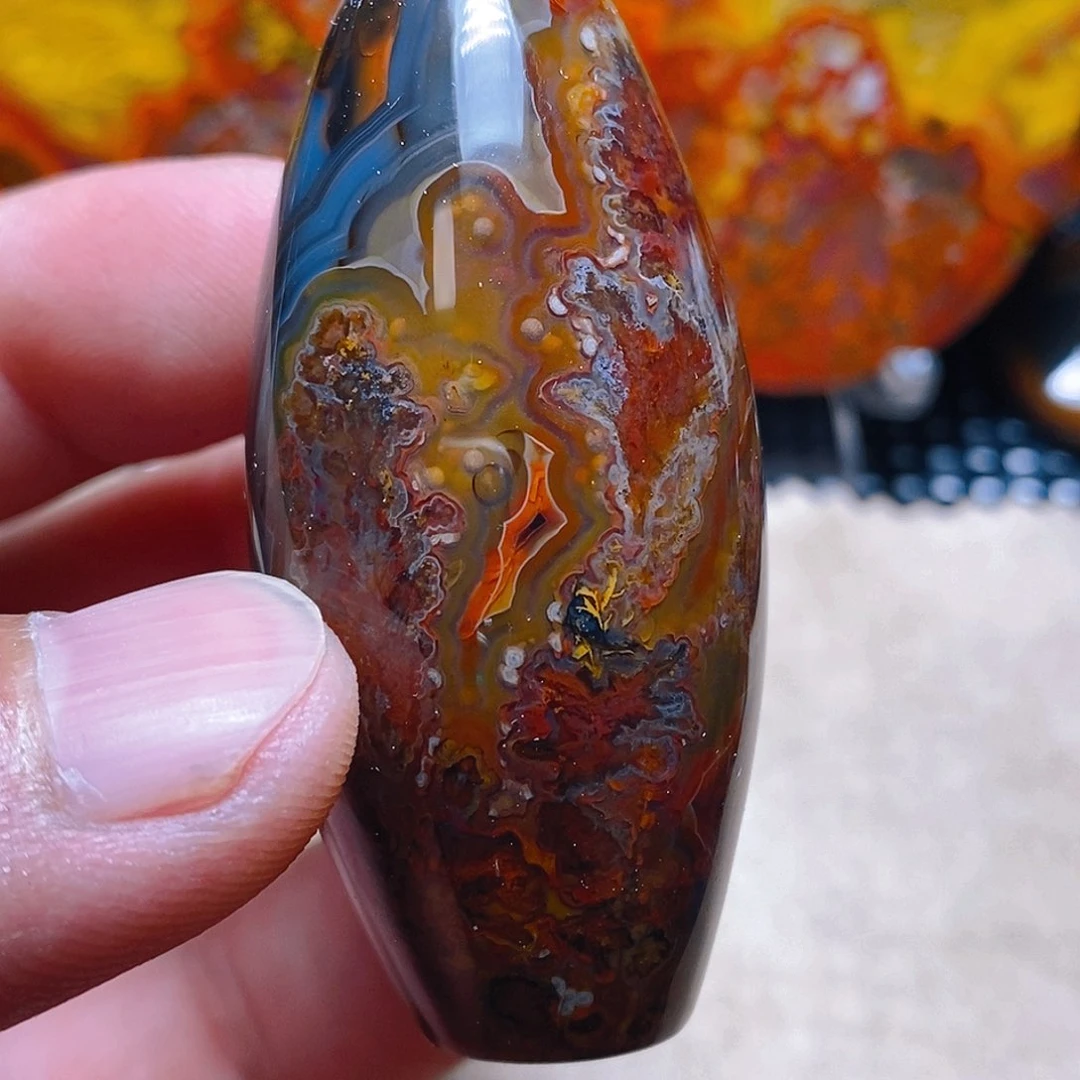 玛瑙/玉髓颈饰未镶嵌小****）