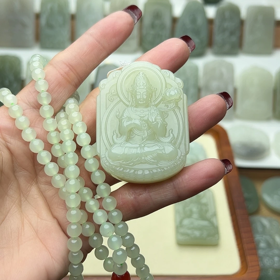 钰***燕和田玉未镶嵌颈饰