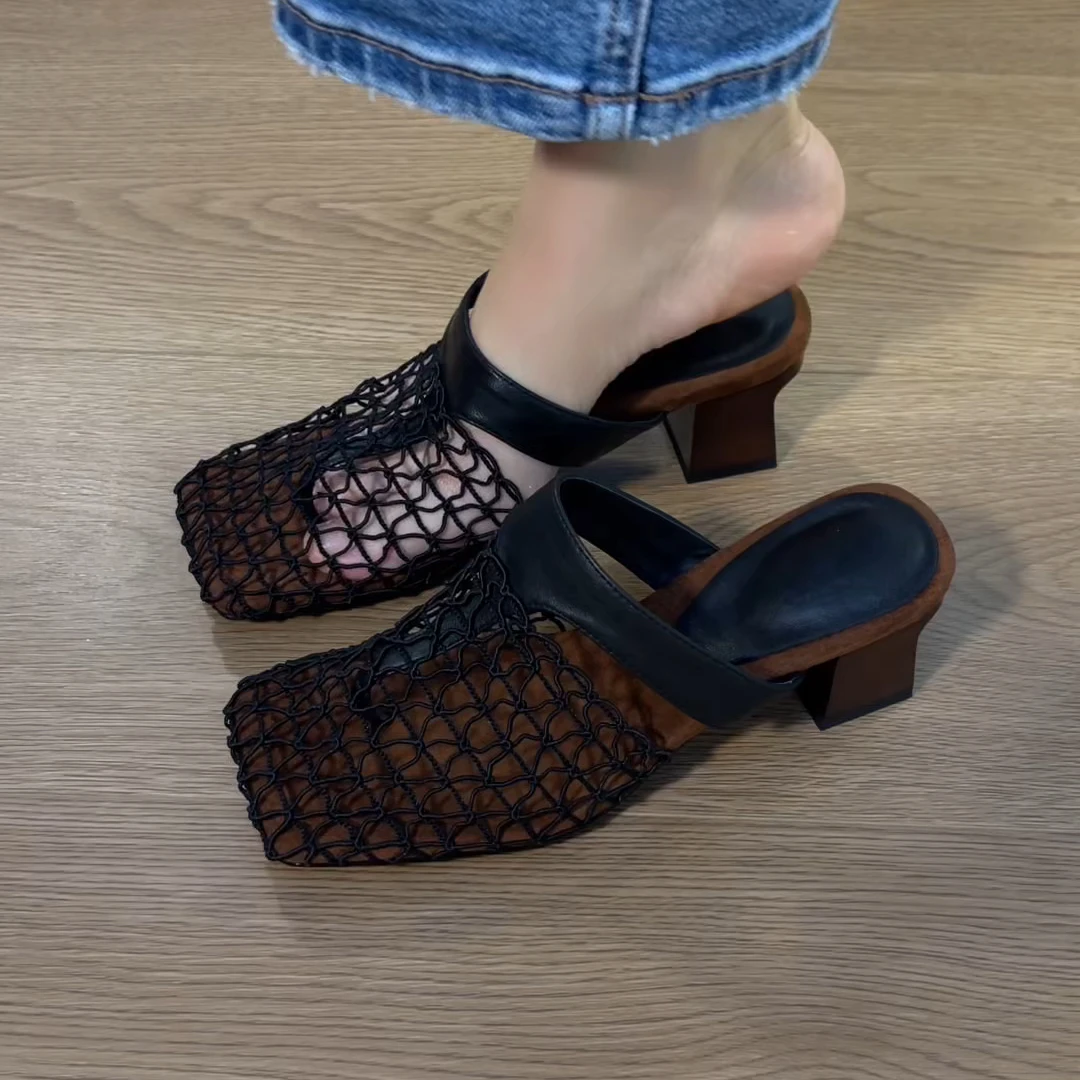 拖鞋2025年百搭舒适外穿拖鞋包头半拖鞋女气质镂空粗跟渔网拖鞋女