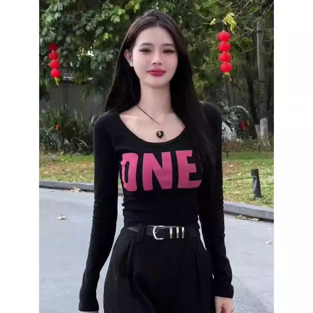 爆款早秋撞色字母印花u领短款打底衫长袖t恤女内搭洋气修身上衣潮
