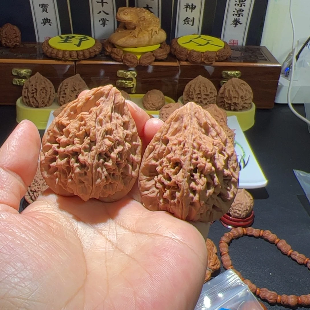 文玩核桃把件国**帅火凤鸡心