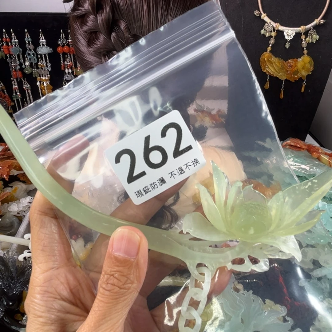 未镶嵌岫玉发饰玥*