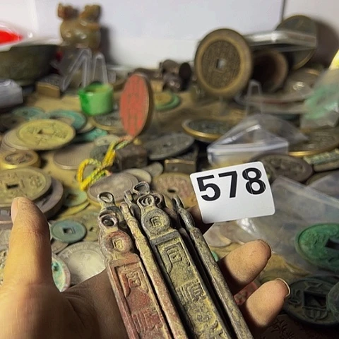 铜手**云复古文创工艺品