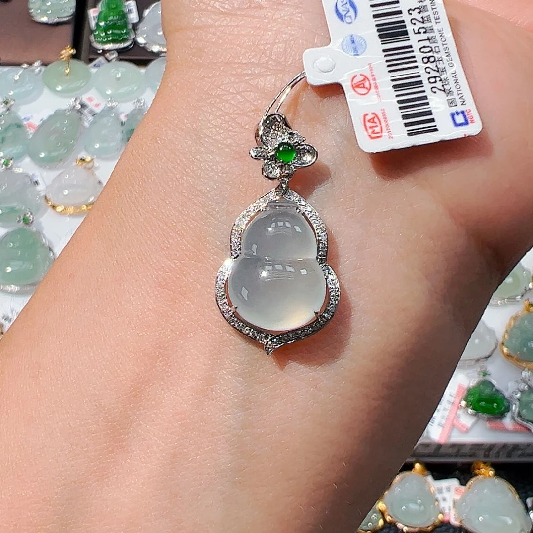 吊坠(不含链)未镶嵌翡翠葫芦