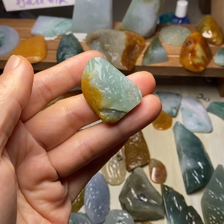 翡翠未镶嵌颈饰天然