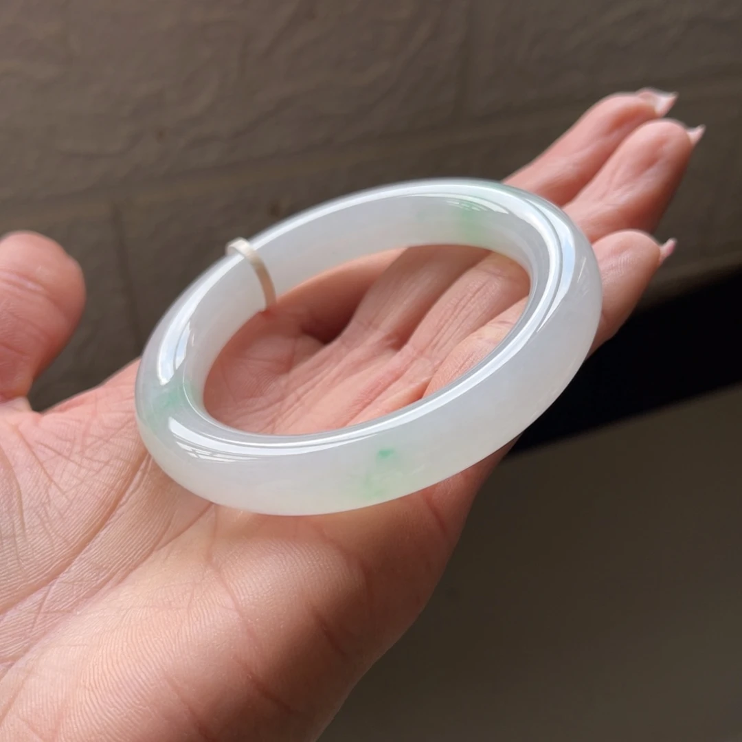 翡翠手镯未镶嵌51.8圈三天鉴赏期