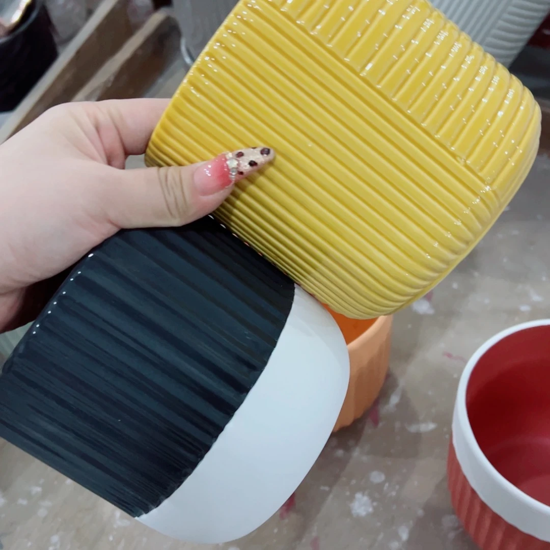 有孔，陶瓷花盆满10米包邮发货