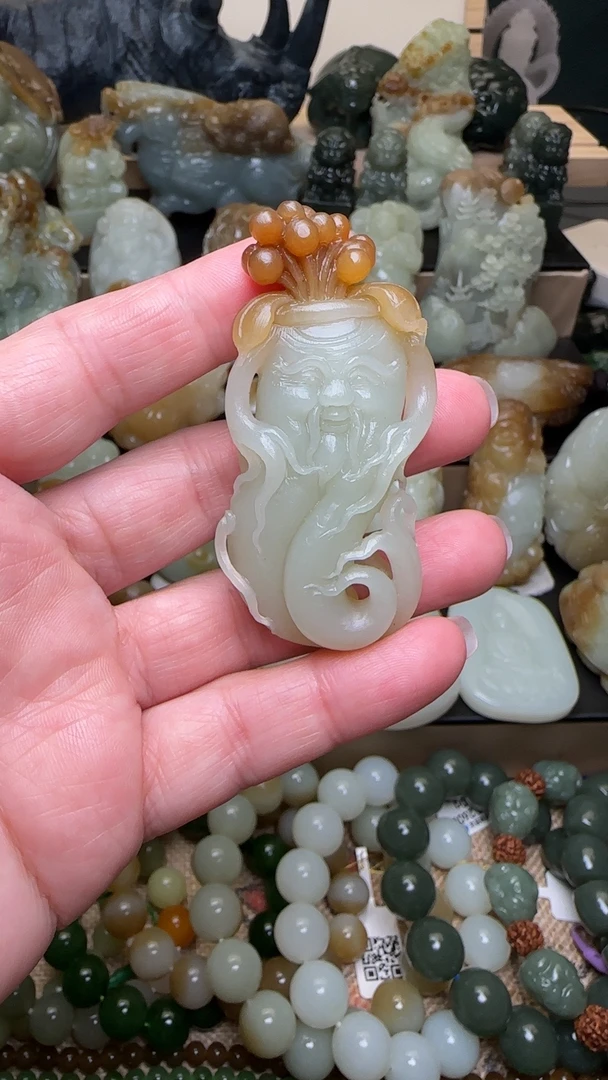 和田玉老寿星吊坠