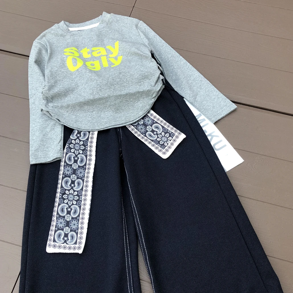 2025秋季新款韩餐女童时尚时髦辣妹长袖耐脏活力长袖上衣