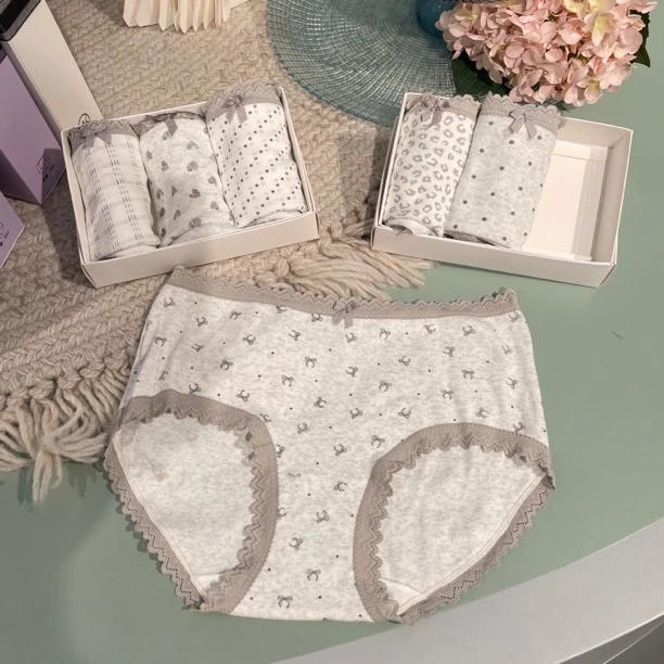 （一组三条）67933 复古波点 中腰蕾丝边包臀少女透气洋气内裤