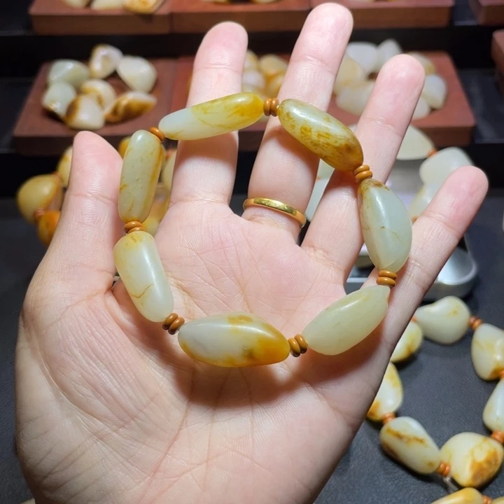 水***笑未镶嵌手链和田玉
