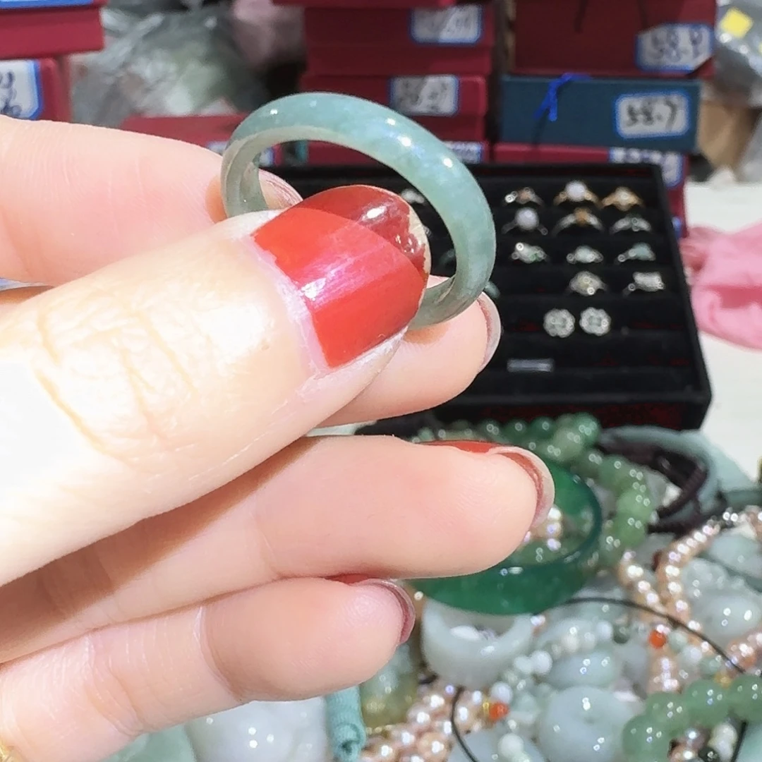 未***期翡翠未镶嵌颈饰5287