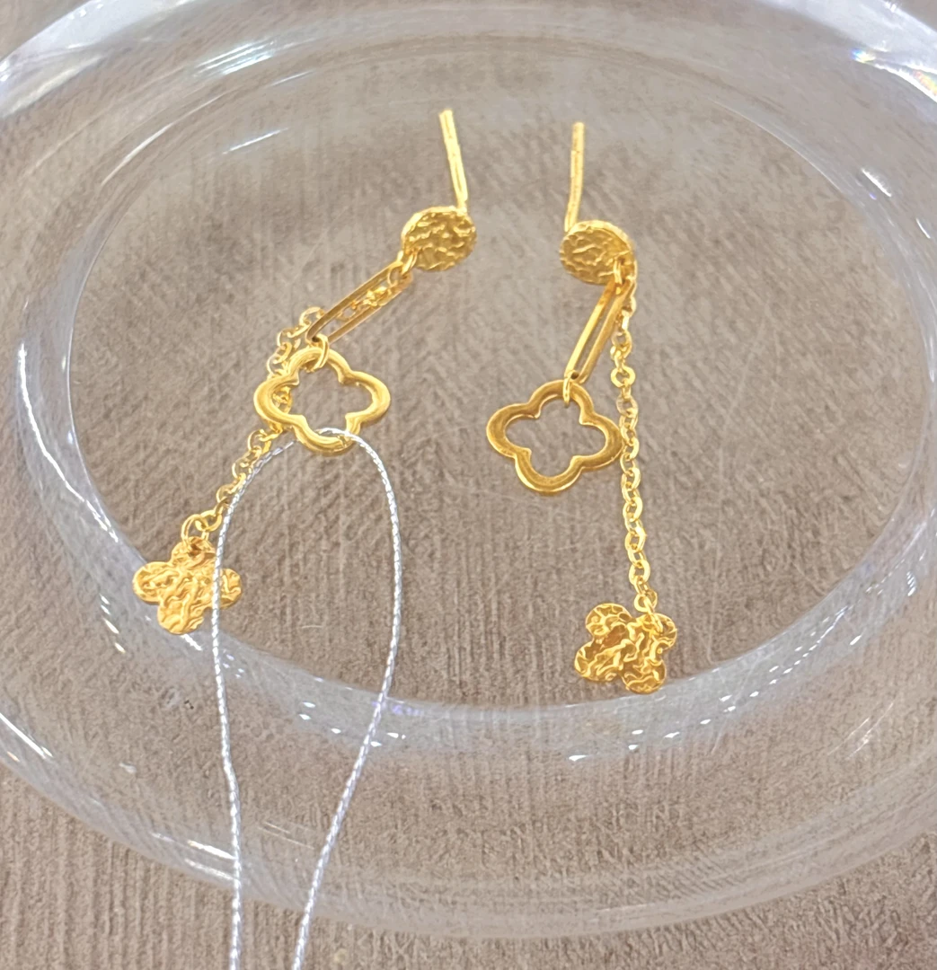 1A足金小草耳饰1.96g