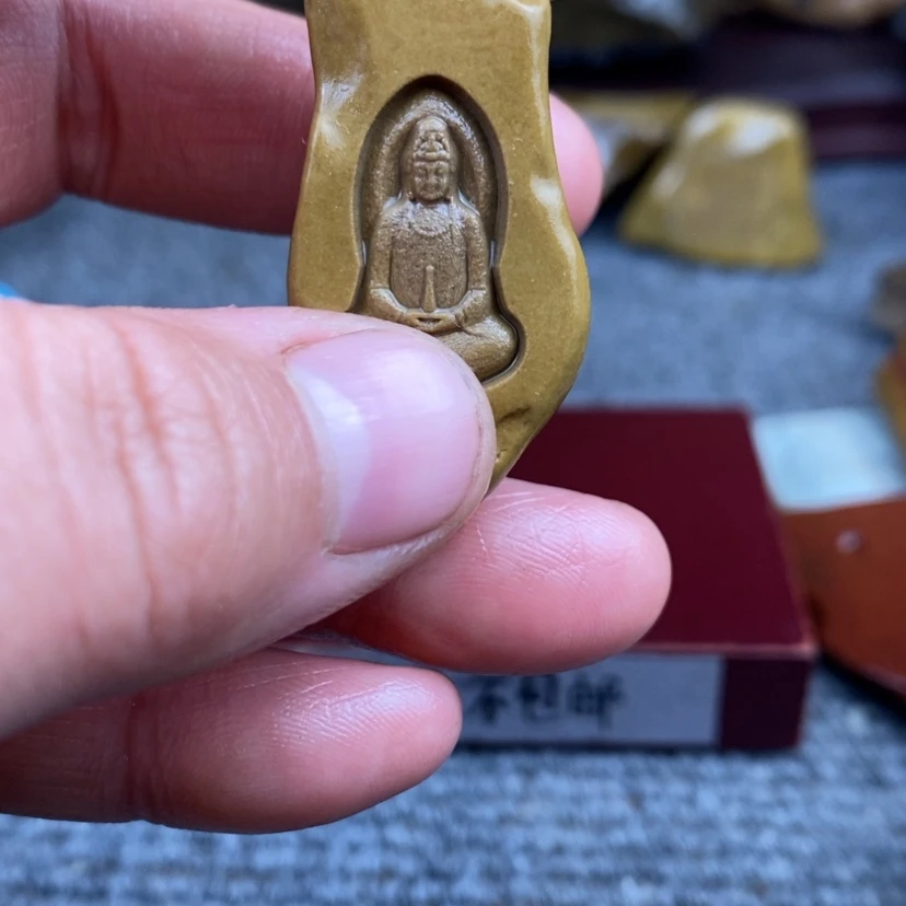 【闪购商品】原石雕刻手把件