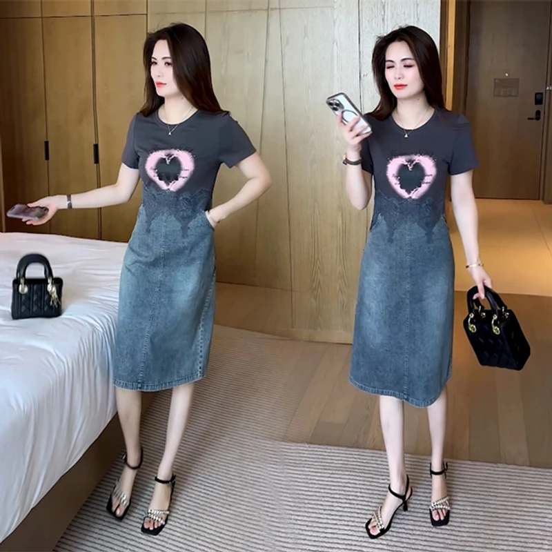 2025夏季新款穿搭气质显瘦洋气时尚休闲韩版收腰减龄短袖连衣裙