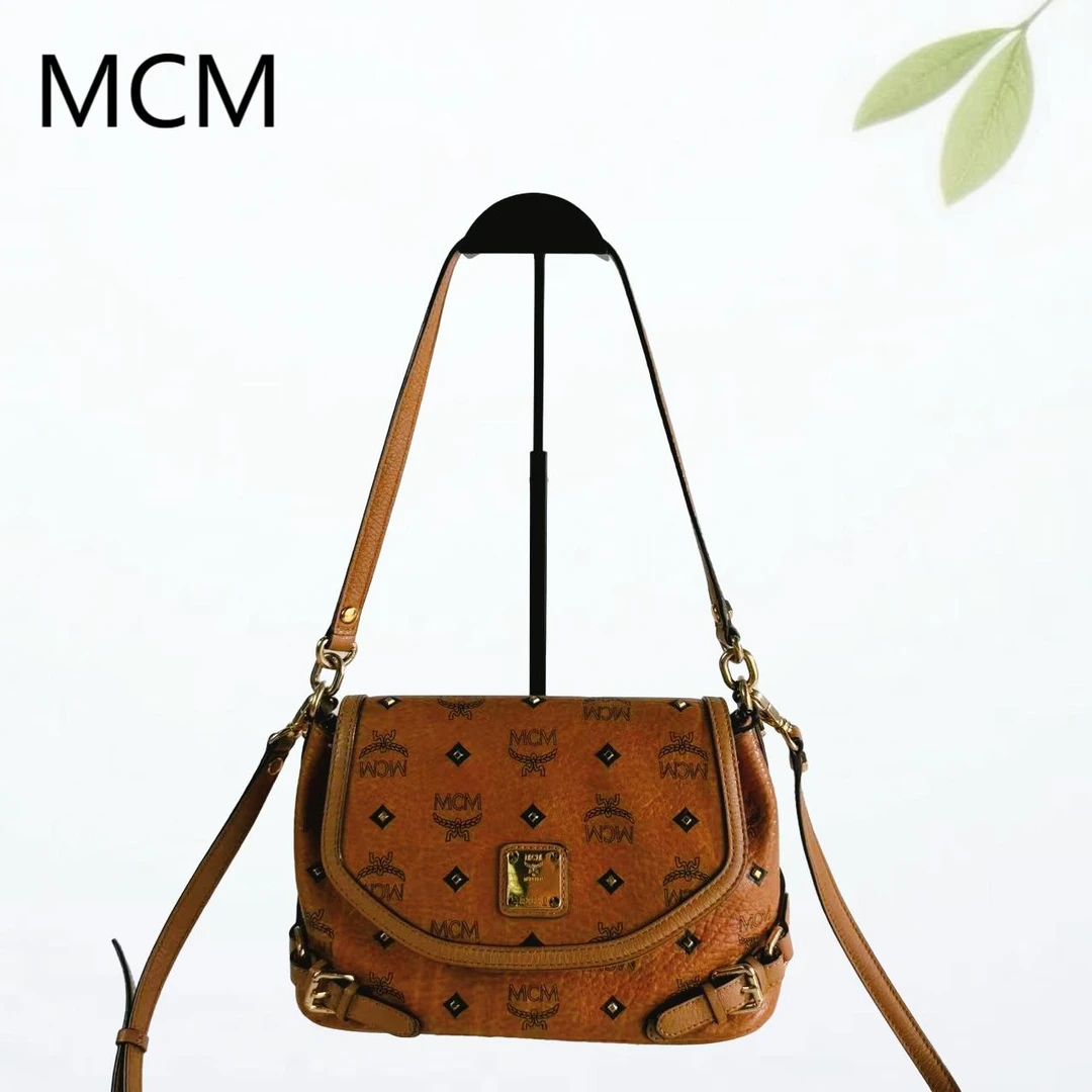 95新 MCM 老花干邑色单肩斜挎包G25501891底长24X16