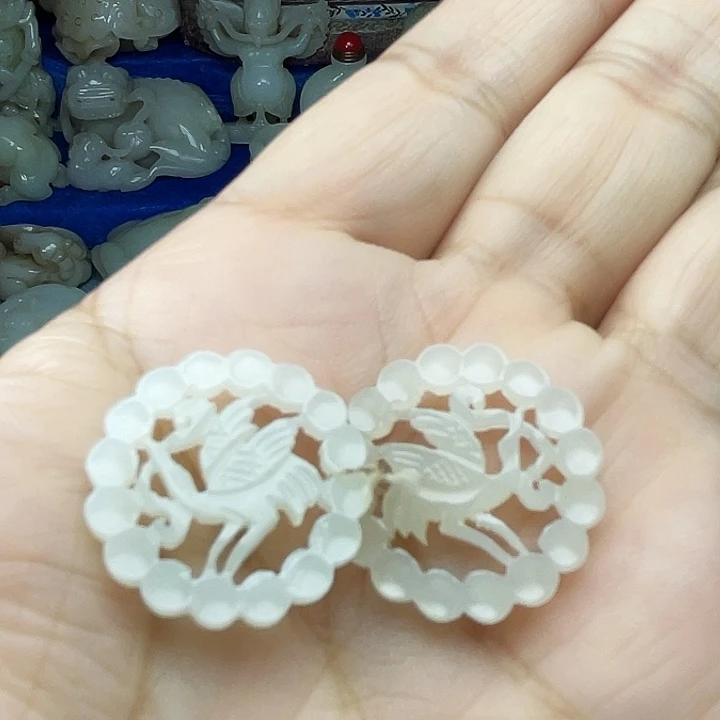 和田玉（青白玉）未镶嵌颈饰