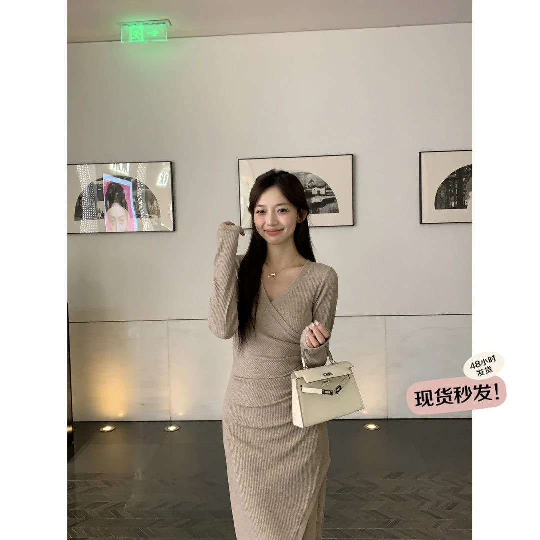 万万-清清【晚宴名伶】-秋季长袖连衣裙气质修身收腰长裙236657