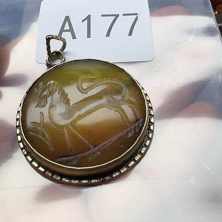 了***凡玛瑙/玉髓未镶嵌手链