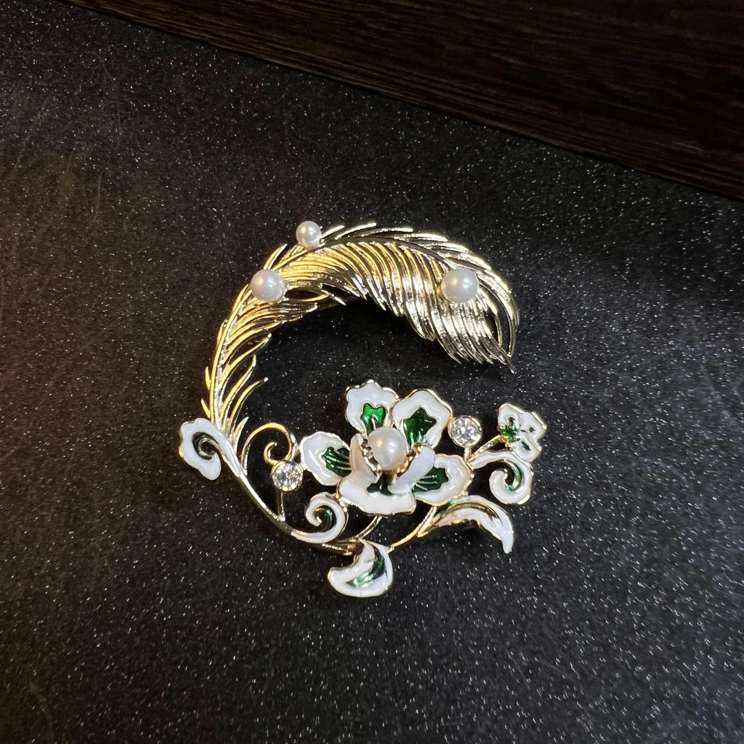 0397黄色羽毛花朵胸针