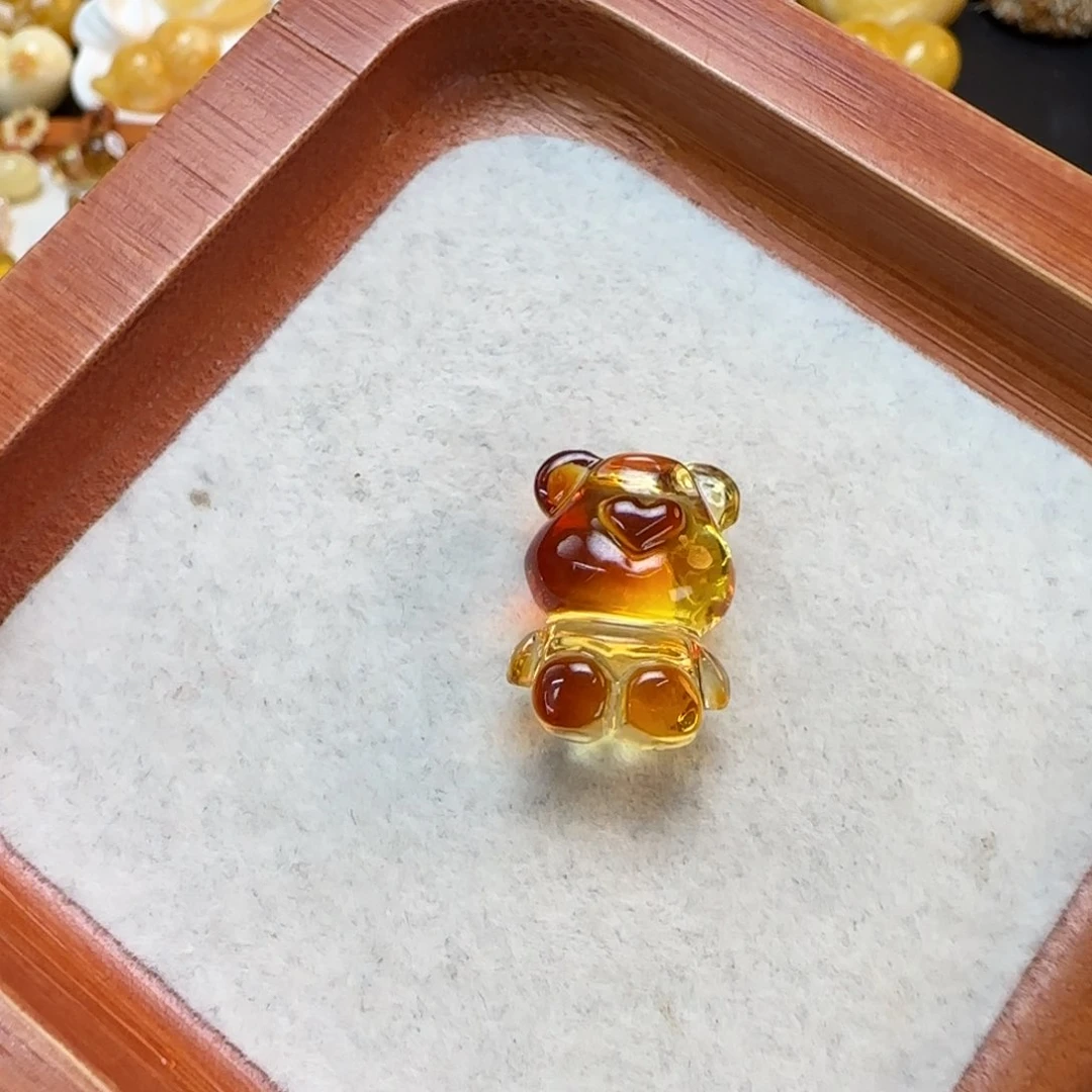 琥珀未镶嵌珠宝奇石定制