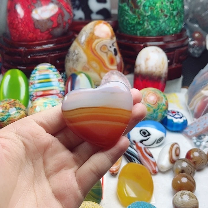 玛瑙/玉髓未镶嵌珠宝奇石