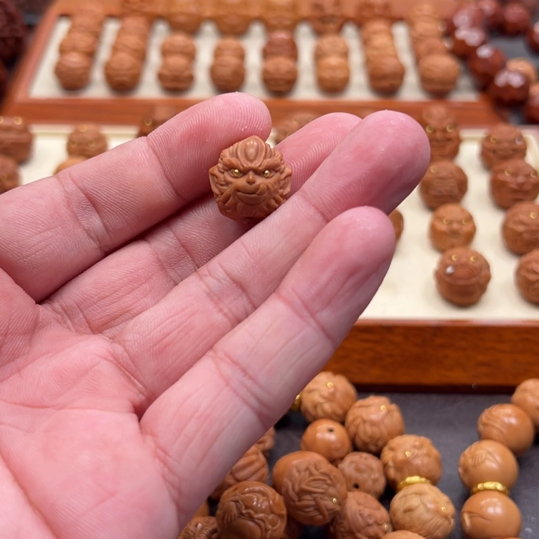 郭*1.6尺寸镶嵌款大圣单颗