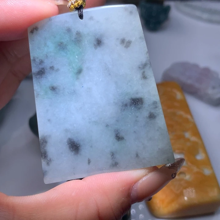 翡翠未镶嵌颈饰保真天然A货翡翠