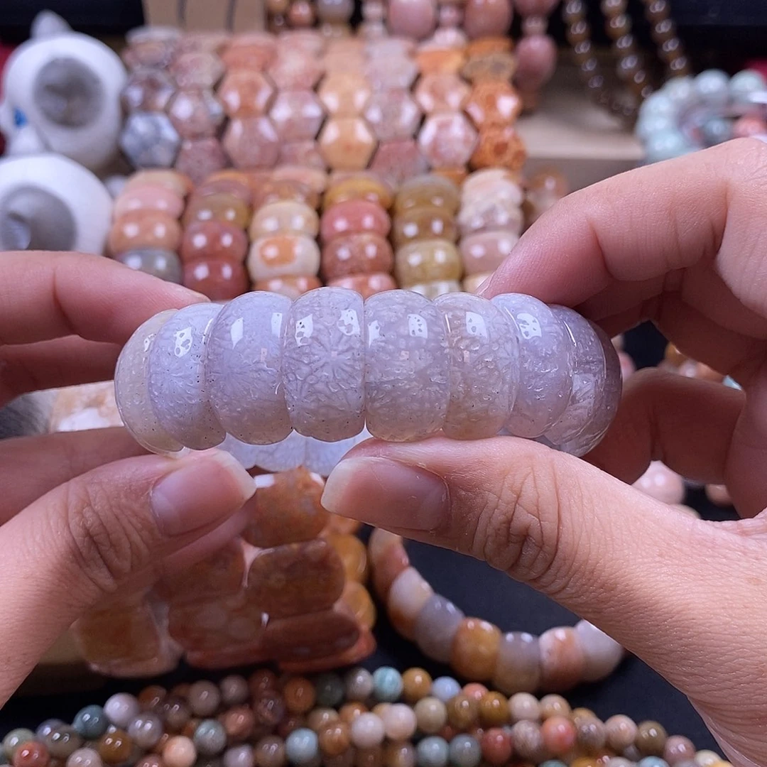 硅化珊瑚（珊瑚玉）手牌未镶嵌L****r