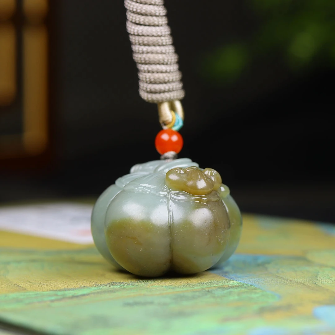 110433和田玉且末料花开富贵挂件