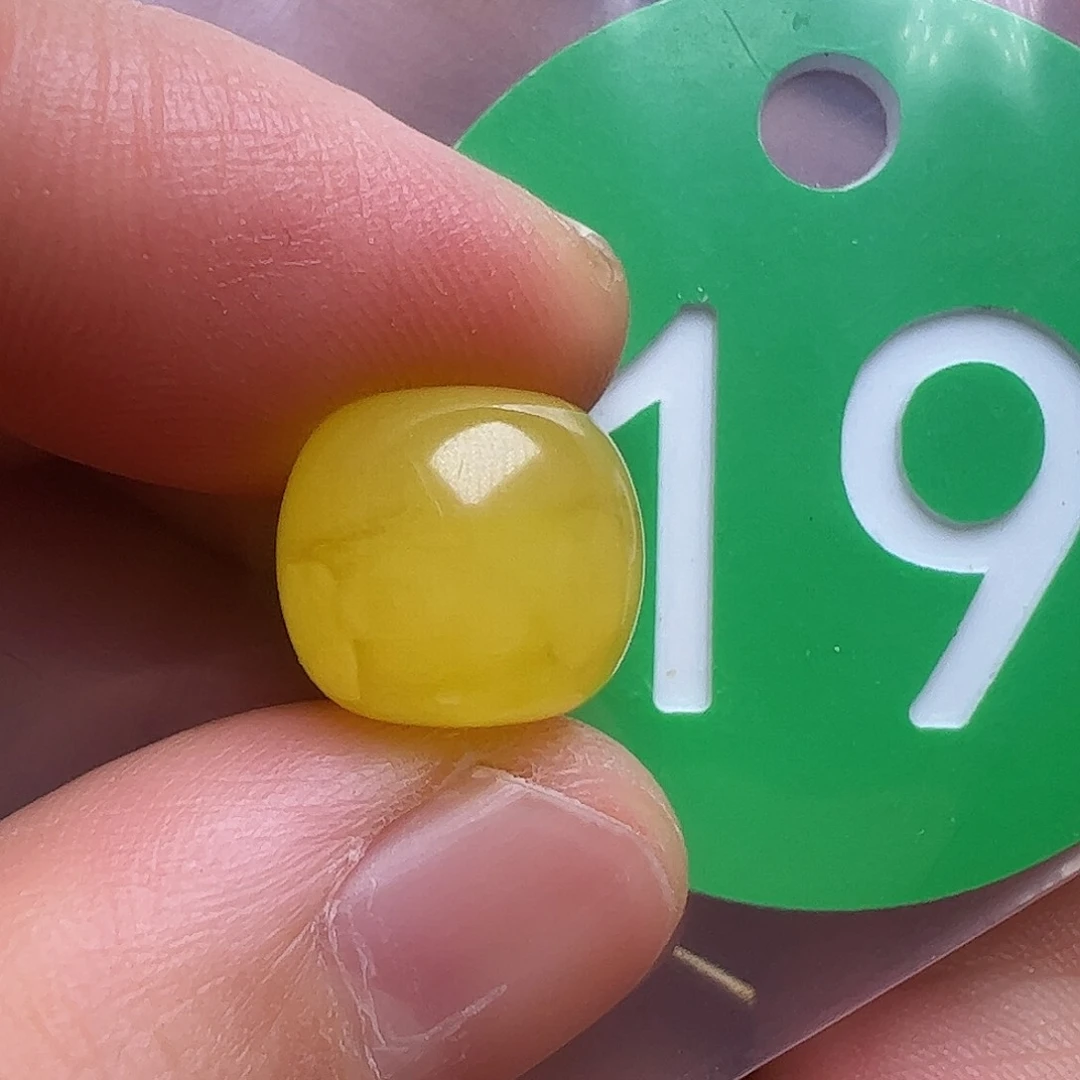 蜜蜡未镶嵌珠宝奇石11.3m m