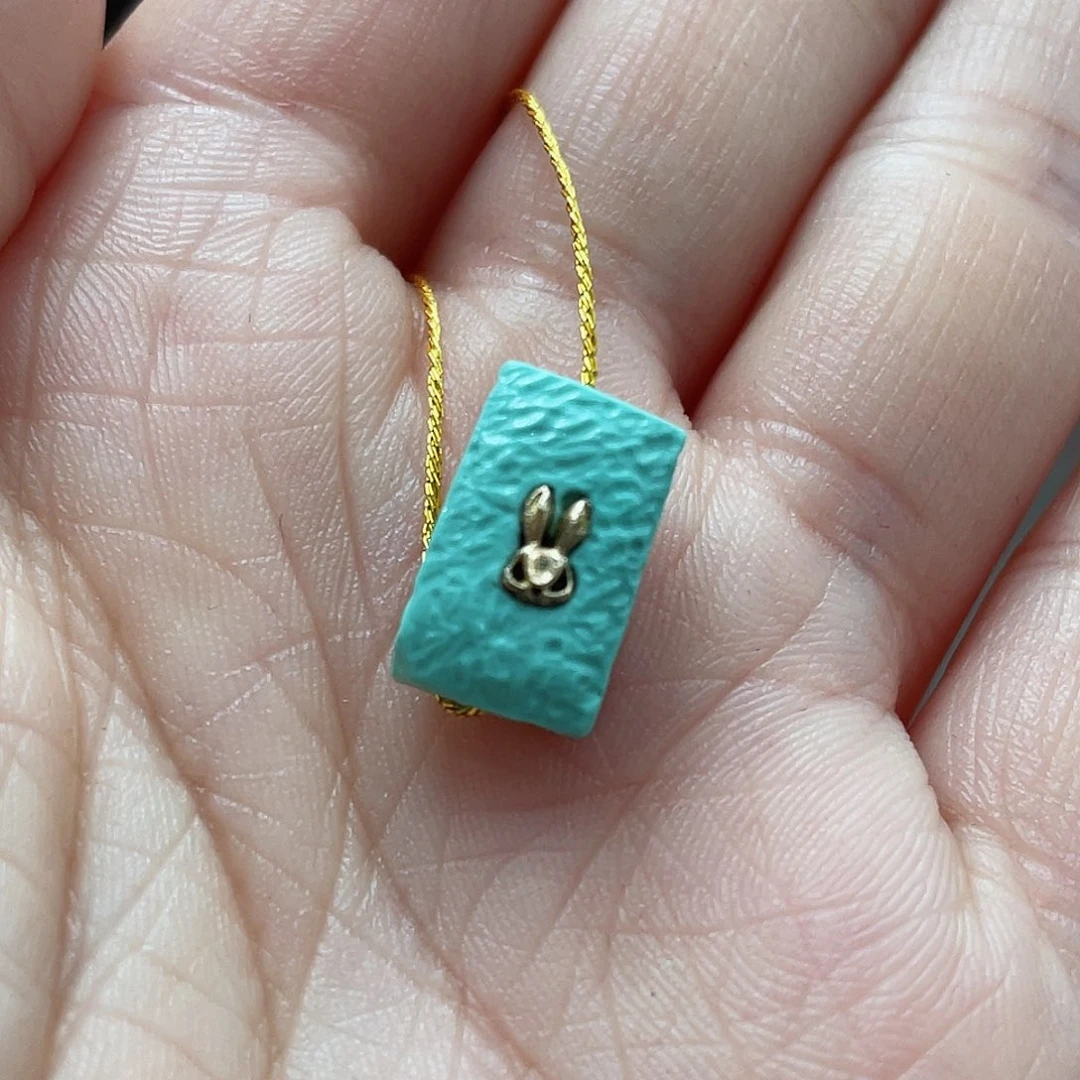 绿松石颈饰未镶嵌