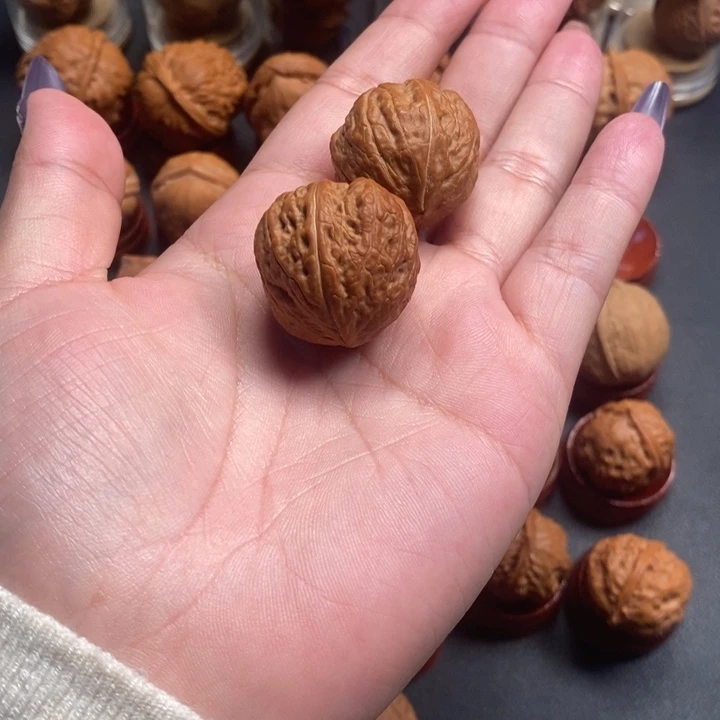 文玩核桃吊坠核桃