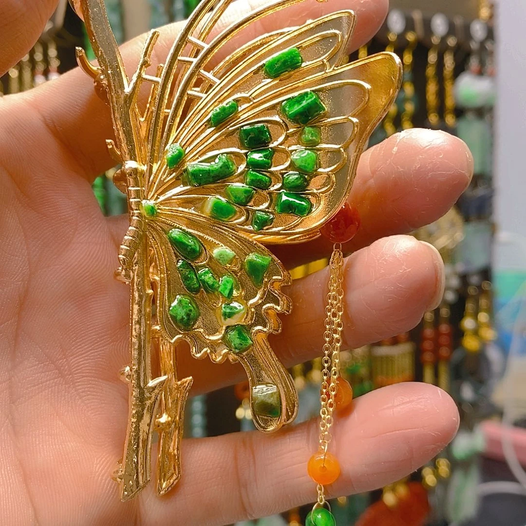 未镶嵌翡翠耳饰翡翠