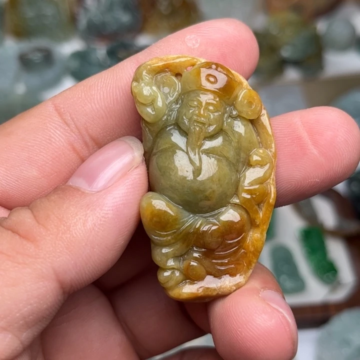 翡翠未镶嵌颈饰财神