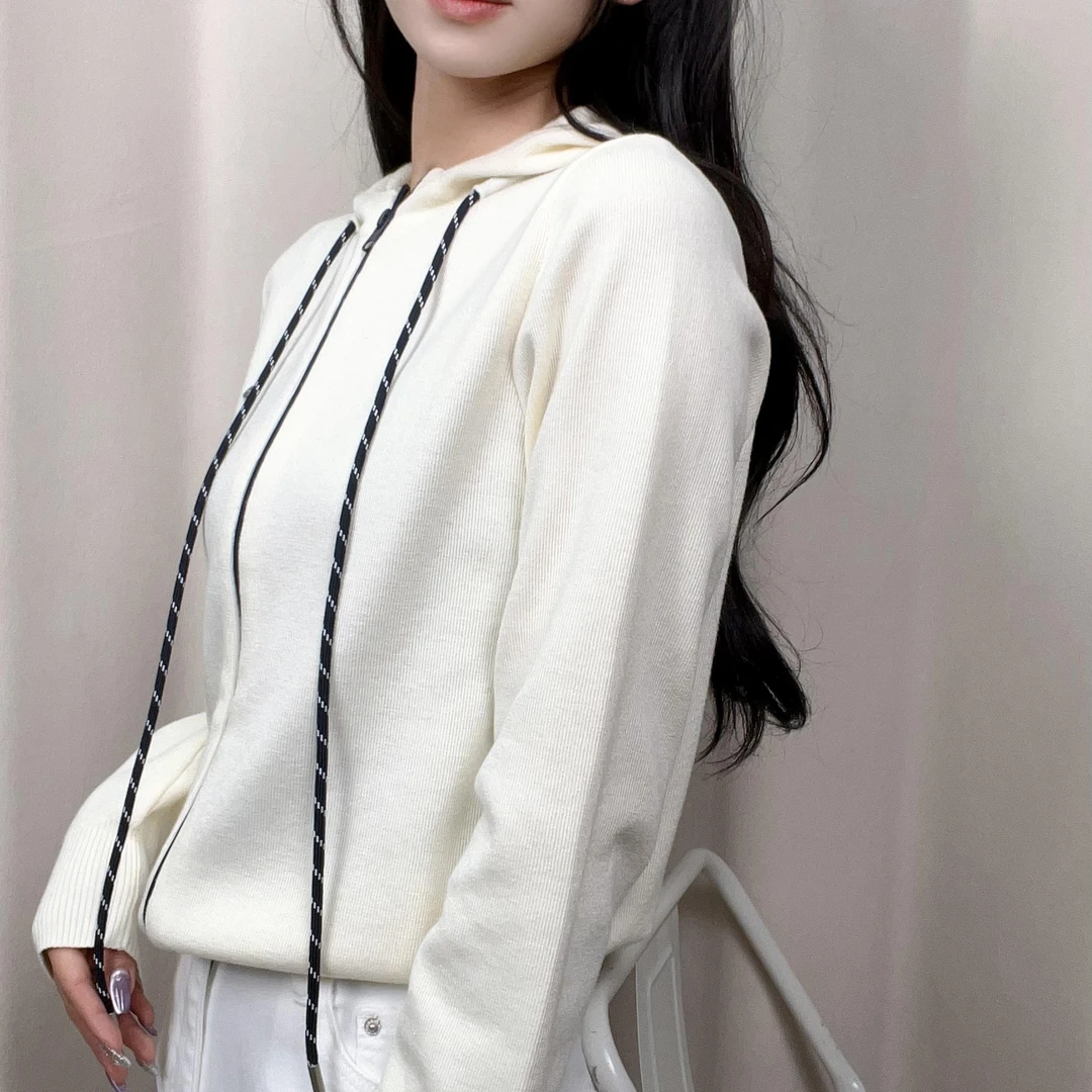邻家集品/休闲毛衣/82515107/长袖/白色/百搭/打底/宽松/套头