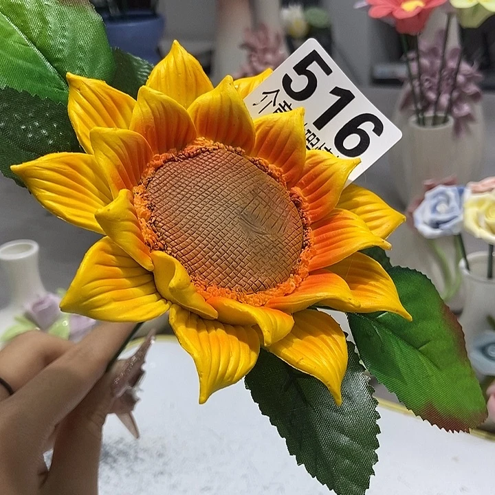 陶瓷纯手工捏花设计