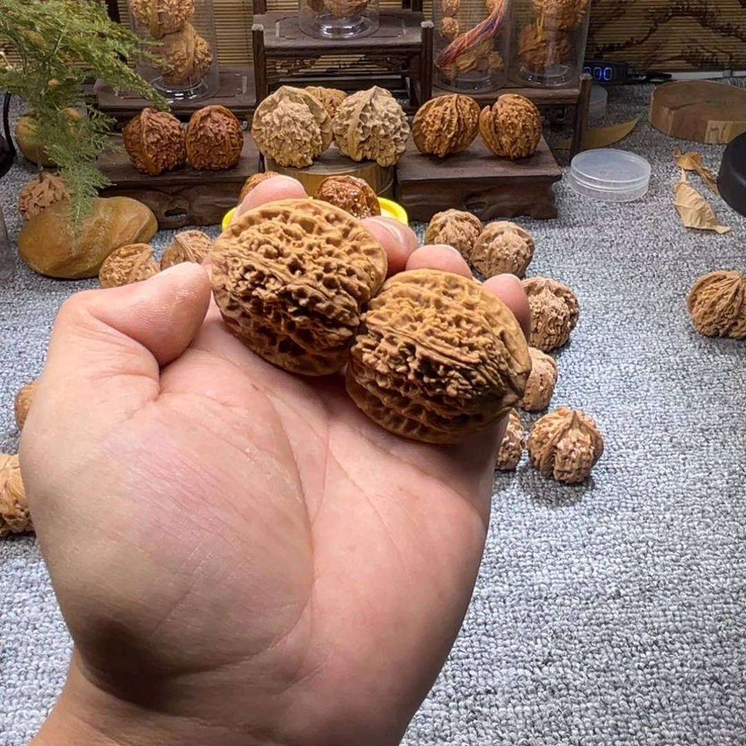 文玩核桃把件高炮南疆