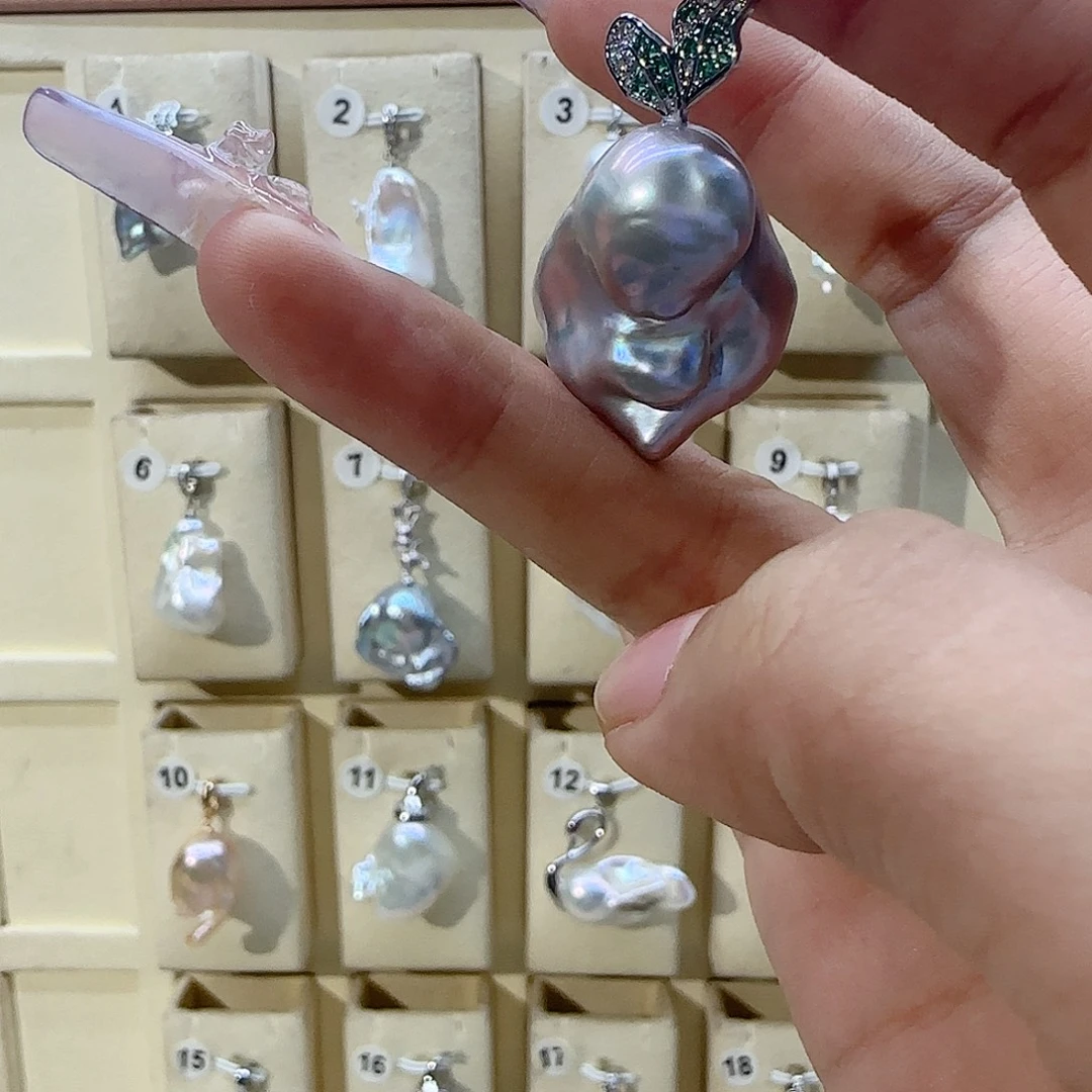 合金淡水珍珠颈饰