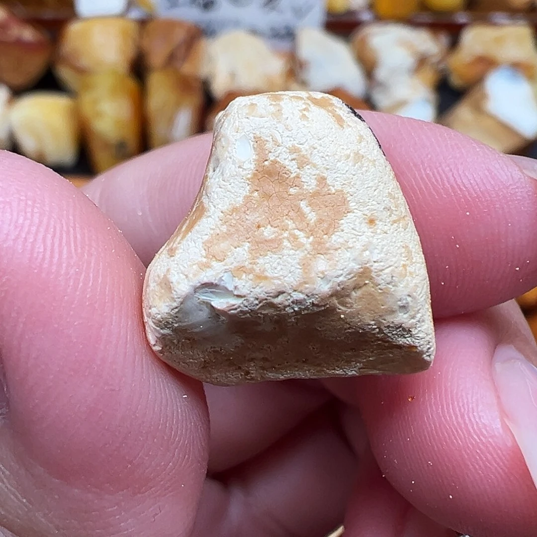 定制琥珀未镶嵌蜜蜡