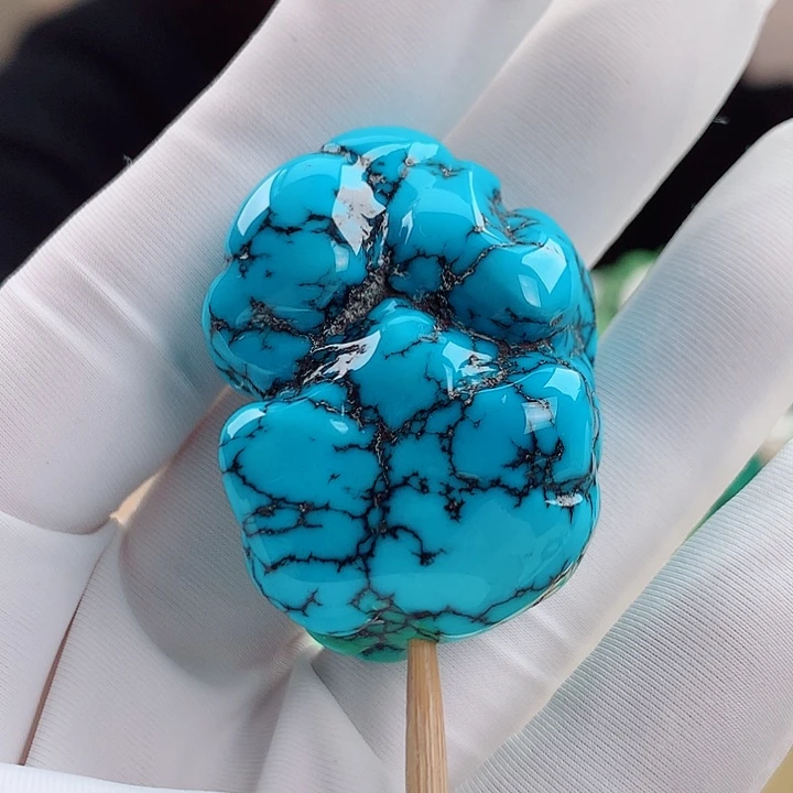 绿松石未镶嵌珠宝奇石