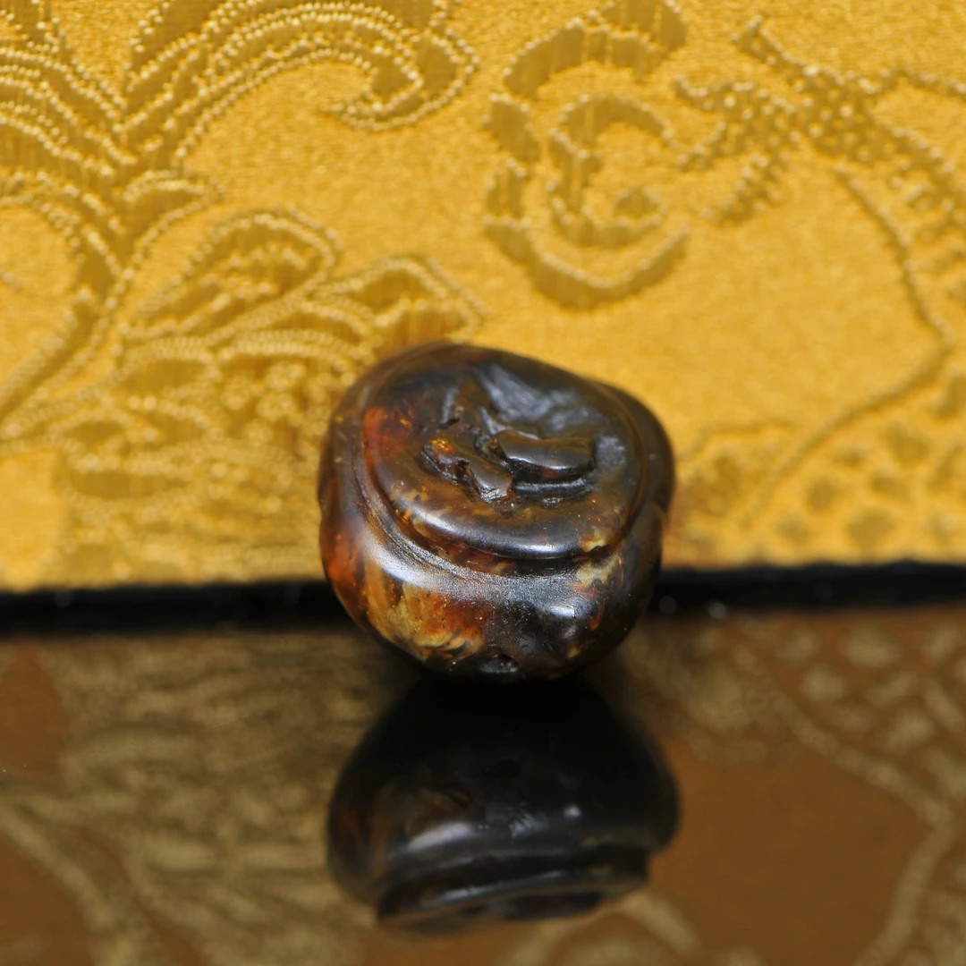 琥珀柿子小坠 P1174